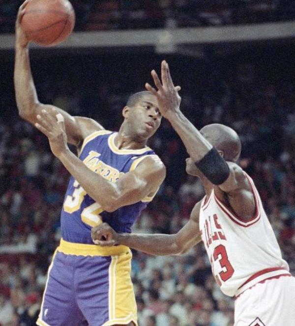 并辅以凯恩 并辅以凯恩